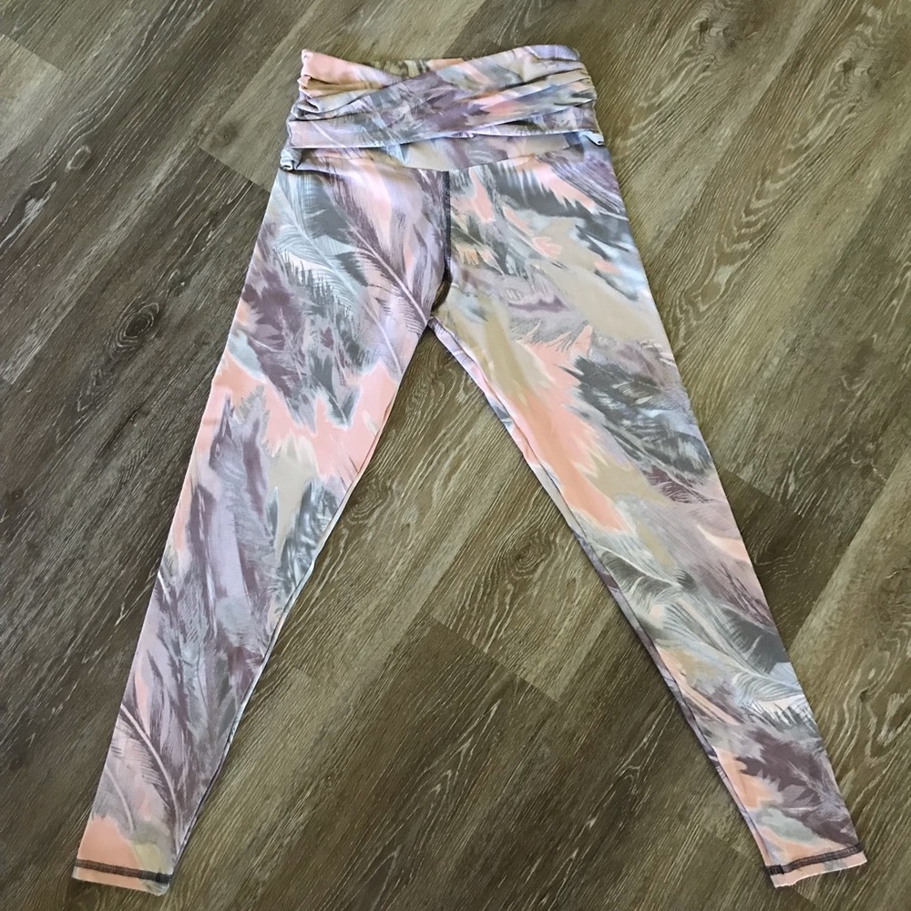 Mika Yoga Wear Lexi Leggings